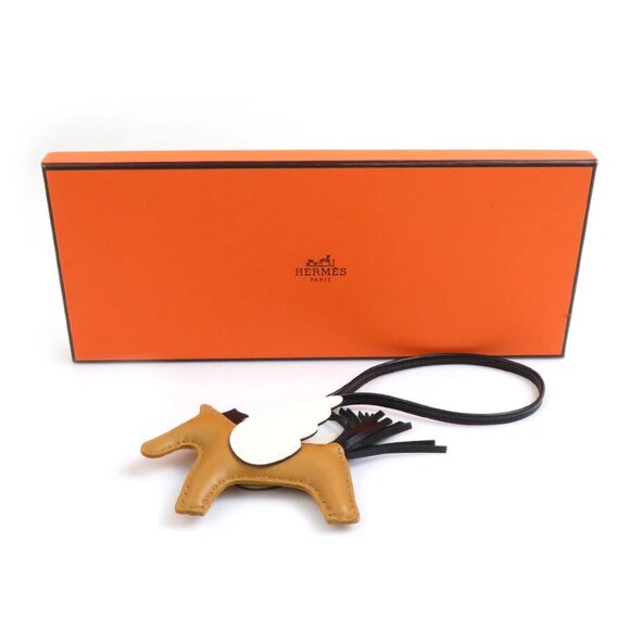 Auth HERMES Rodeo Pegasus PM Bag Charm Sesame/Black/Nata Agneau Milo - Picture 8 of 8